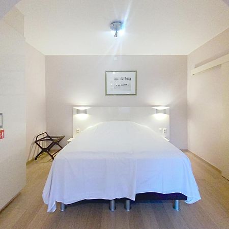 Gastenkamers Centersuites 东代恩凯尔克 外观 照片