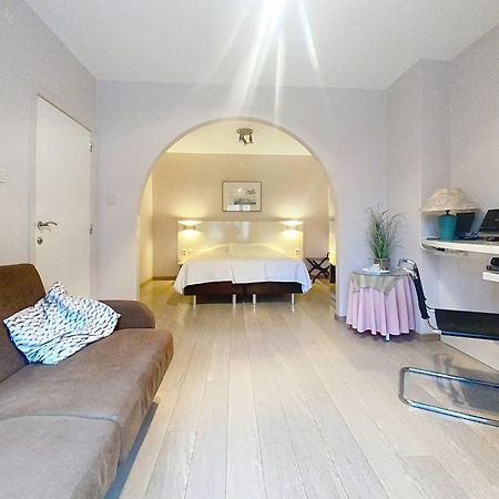 Gastenkamers Centersuites 东代恩凯尔克 外观 照片