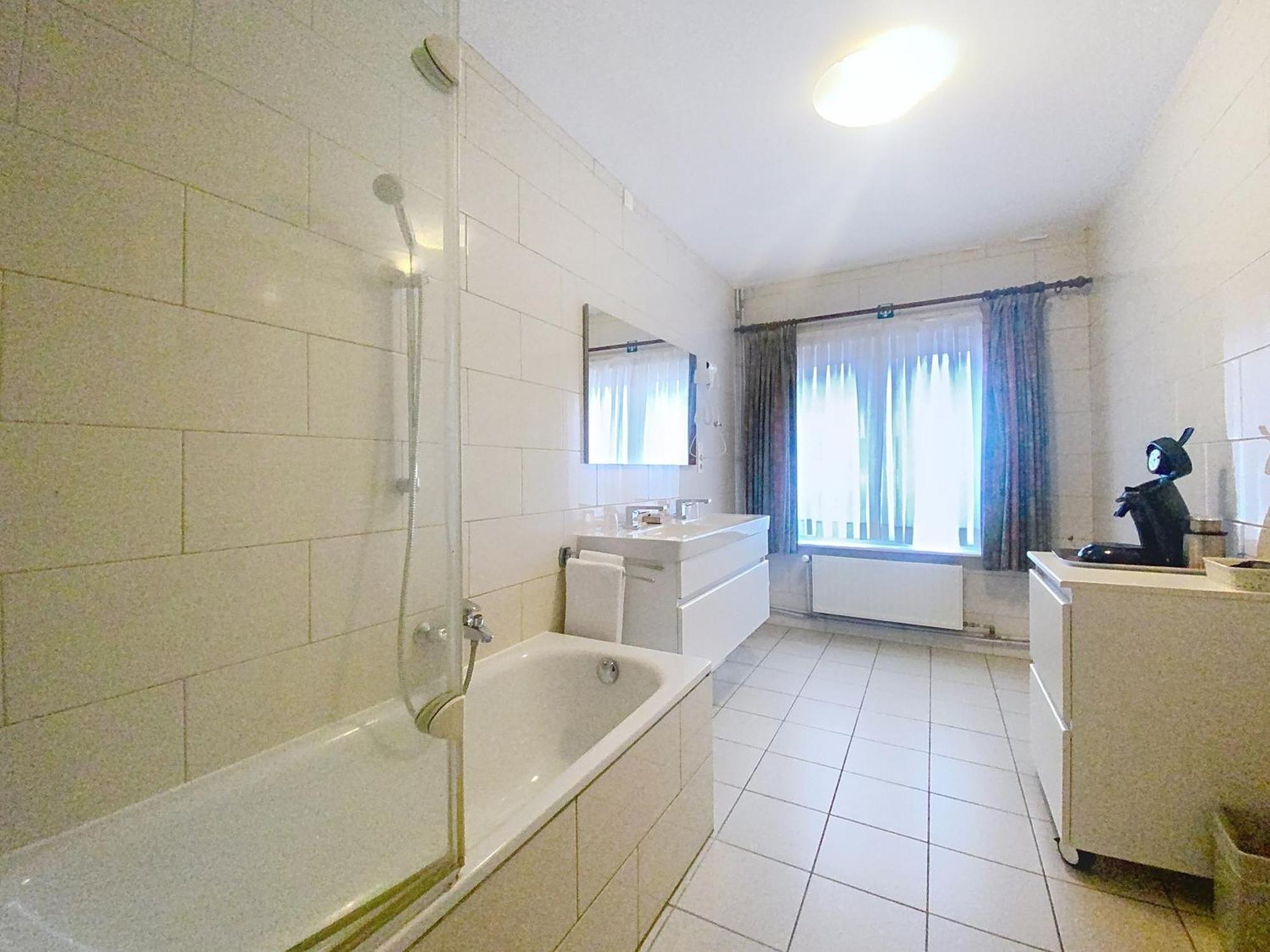 Gastenkamers Centersuites 东代恩凯尔克 外观 照片