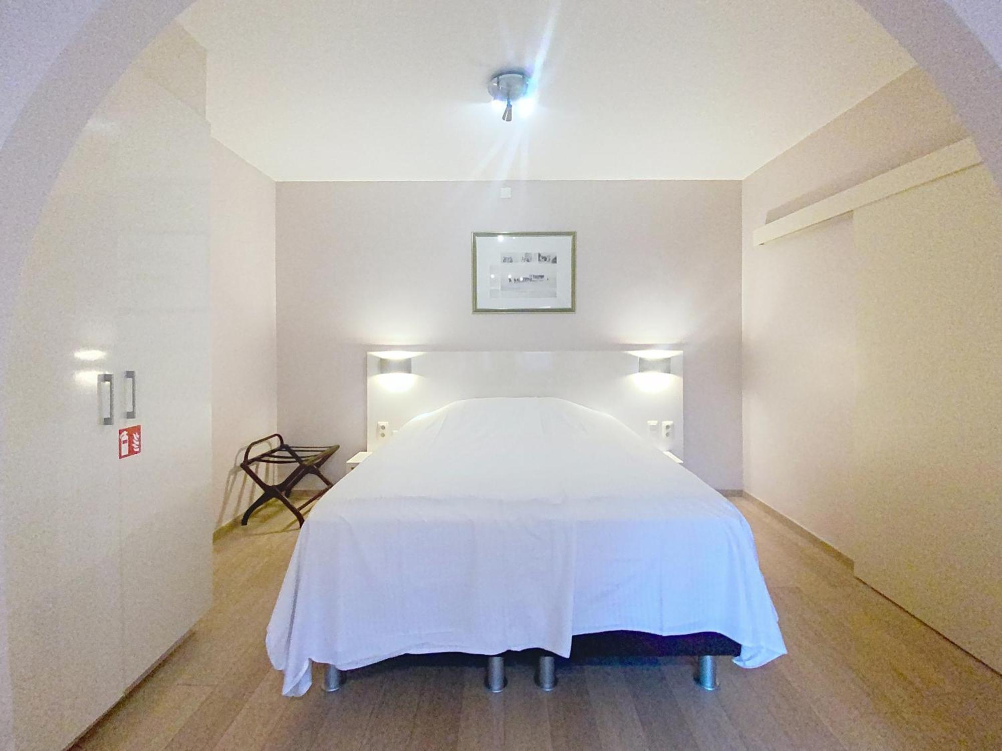 Gastenkamers Centersuites 东代恩凯尔克 外观 照片