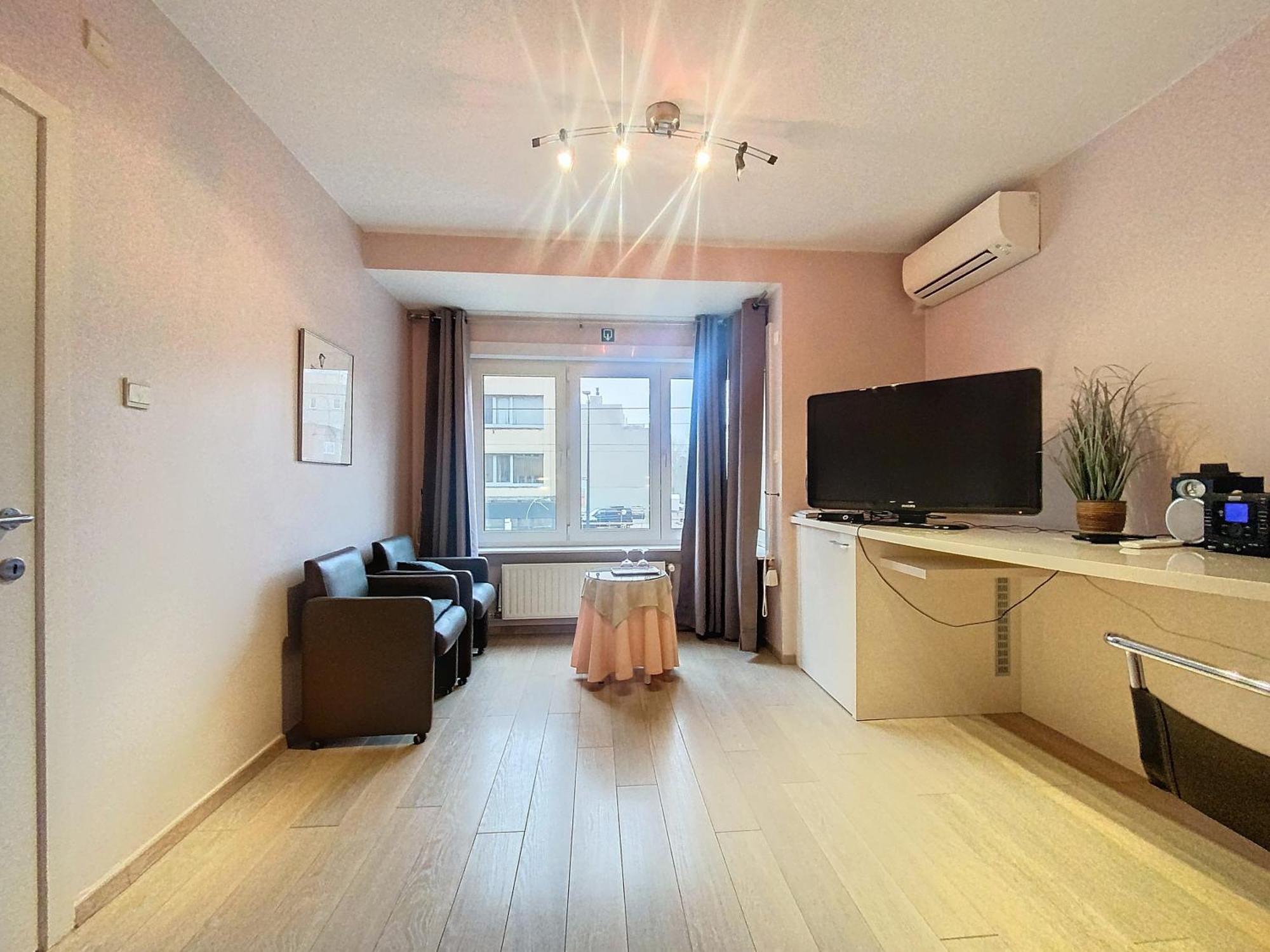 Gastenkamers Centersuites 东代恩凯尔克 外观 照片